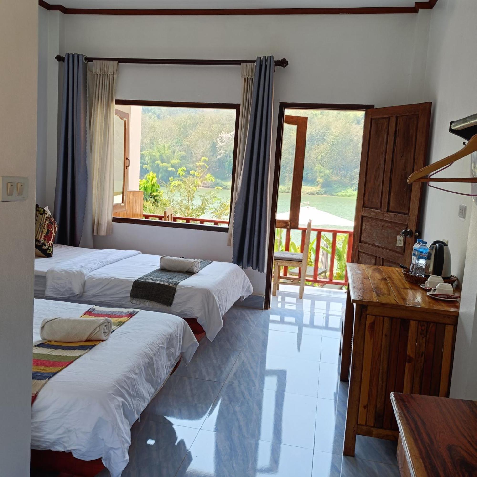 Nam Ou View Villa Nong Khiaw Bagian luar foto