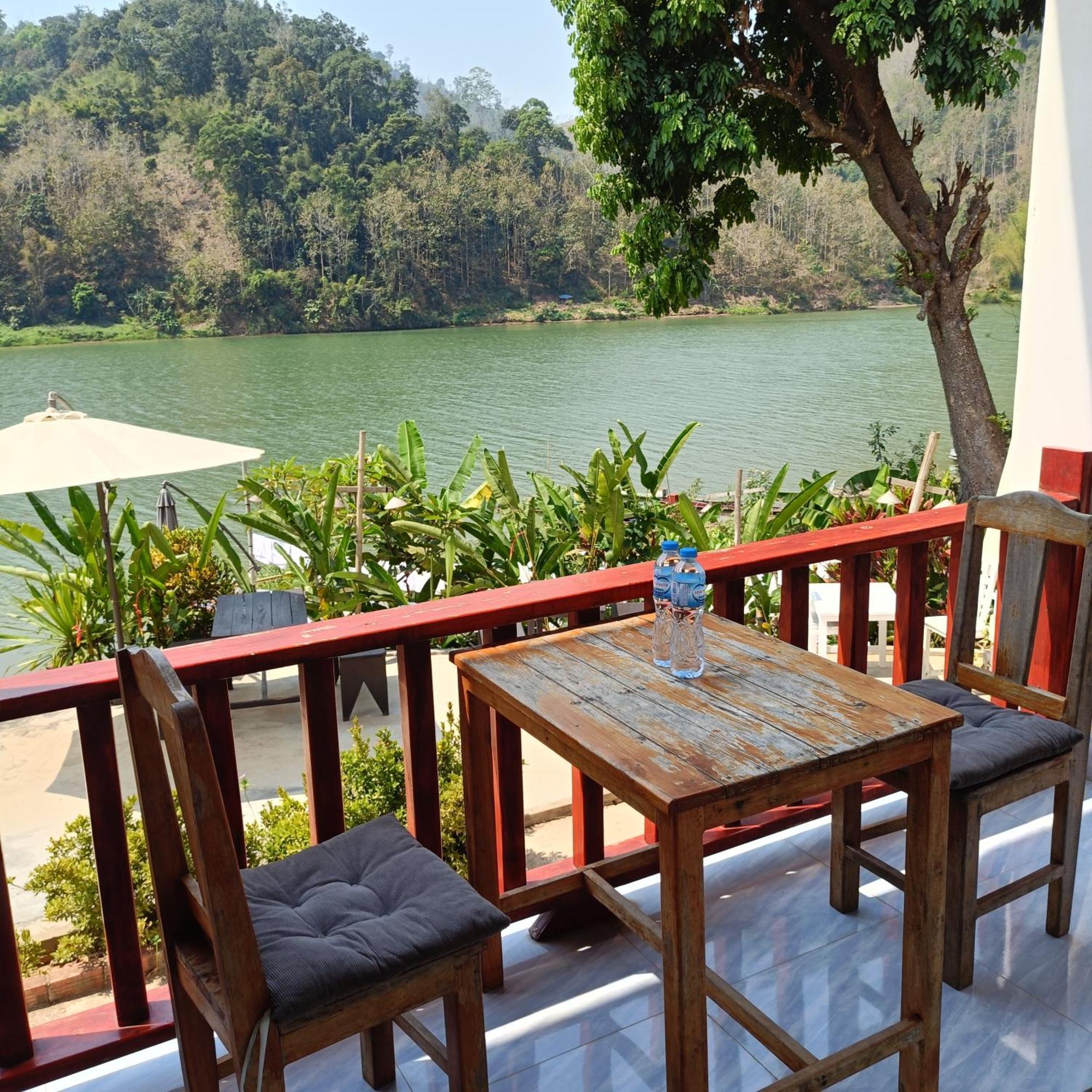 Nam Ou View Villa Nong Khiaw Bagian luar foto